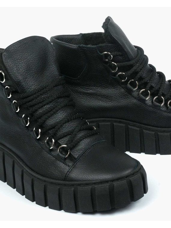 Czarne ocieplane trampki damskie skórzane