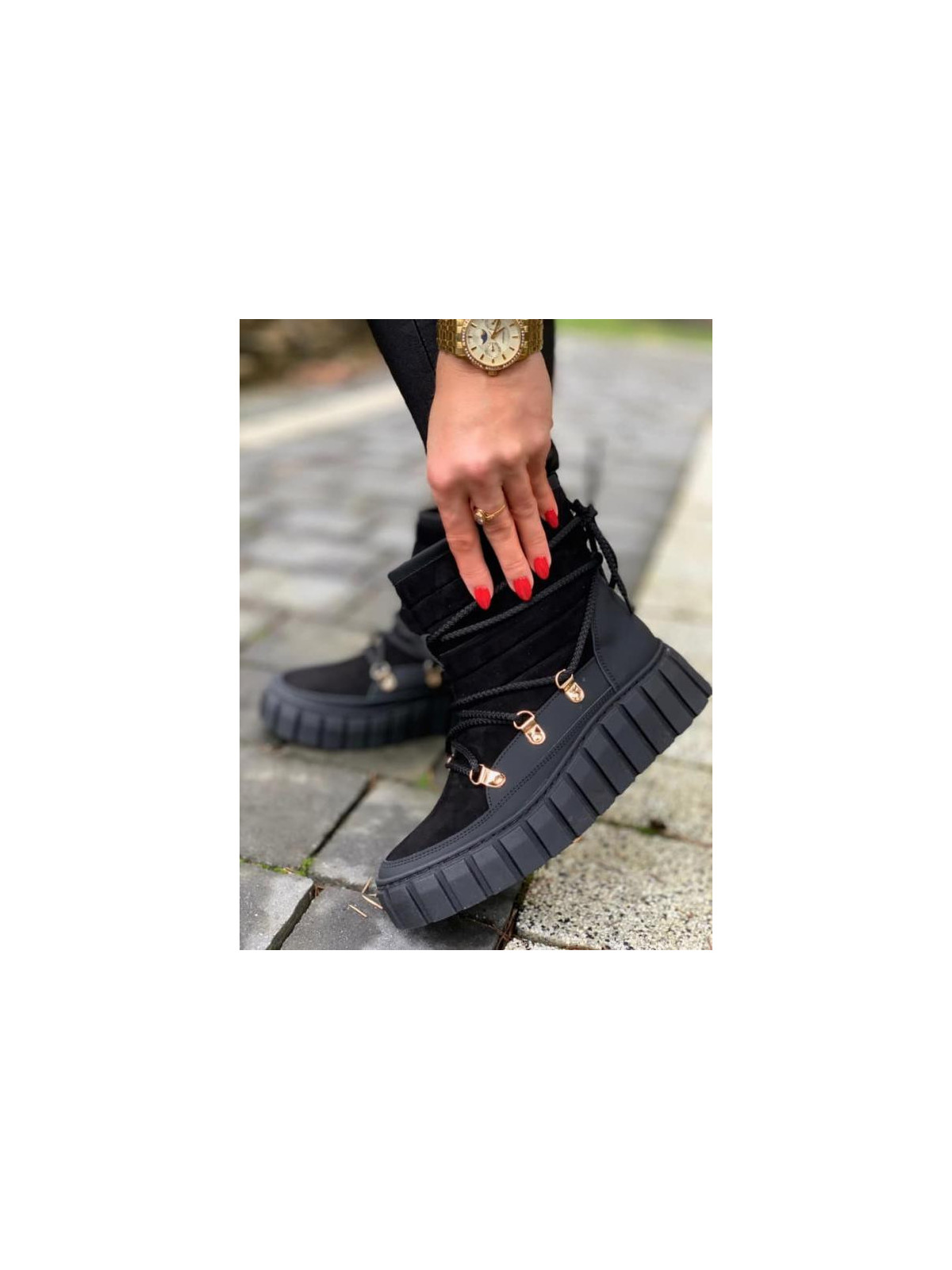 Czarne śniegowce damskie skórzane