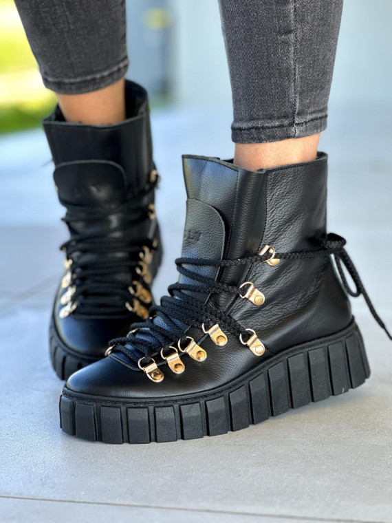 Czarne śniegowce damskie skórzane