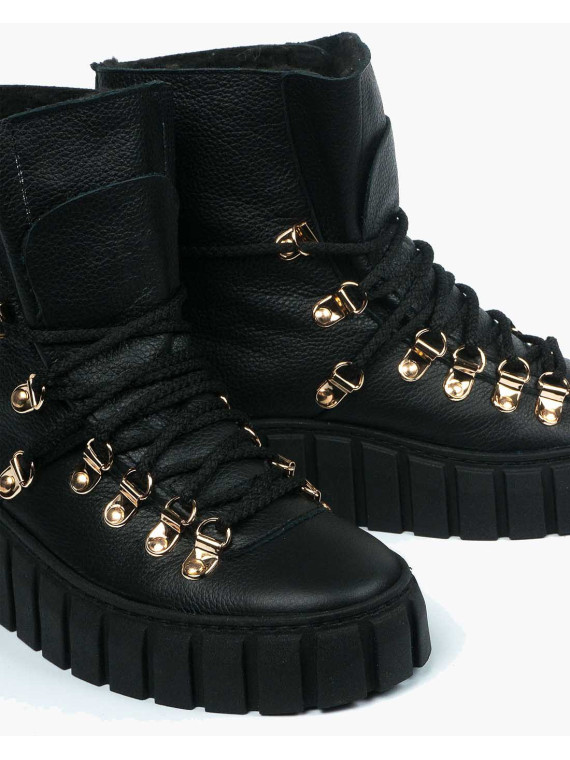 Czarne śniegowce damskie skórzane