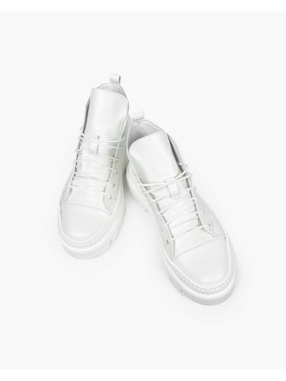 Białe trapery damskie skórzane