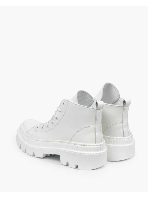 Białe trapery damskie skórzane