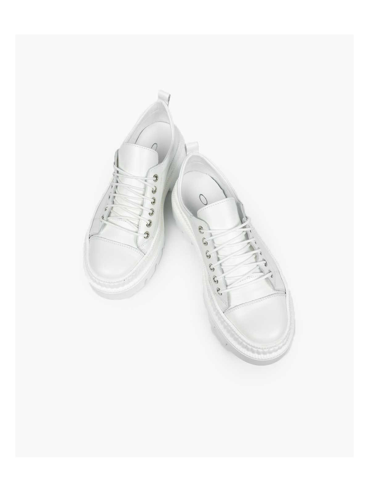 Białe trapery damskie skórzane