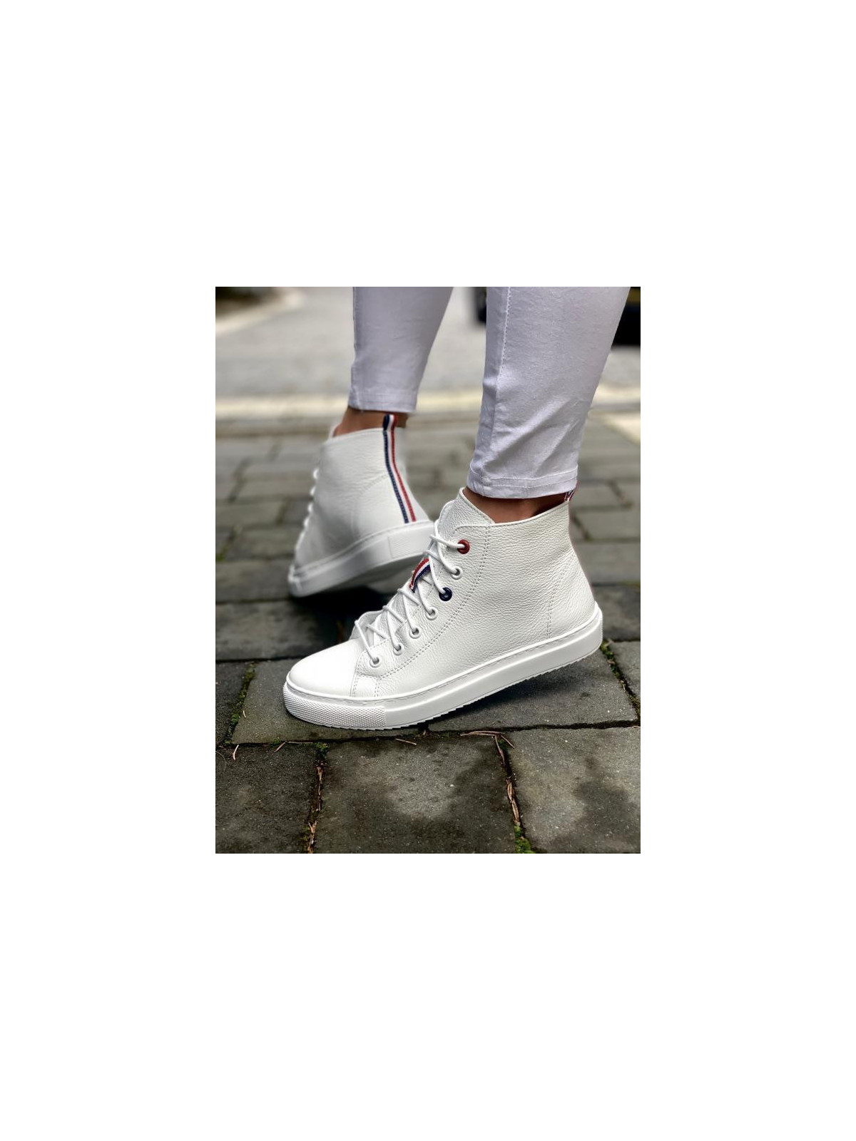 Białe trampki damskie skórzane