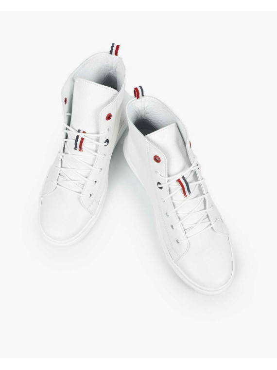 Białe trampki damskie skórzane