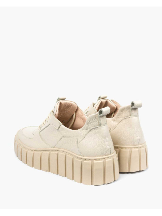 Beżowe trampki damskie skórzane