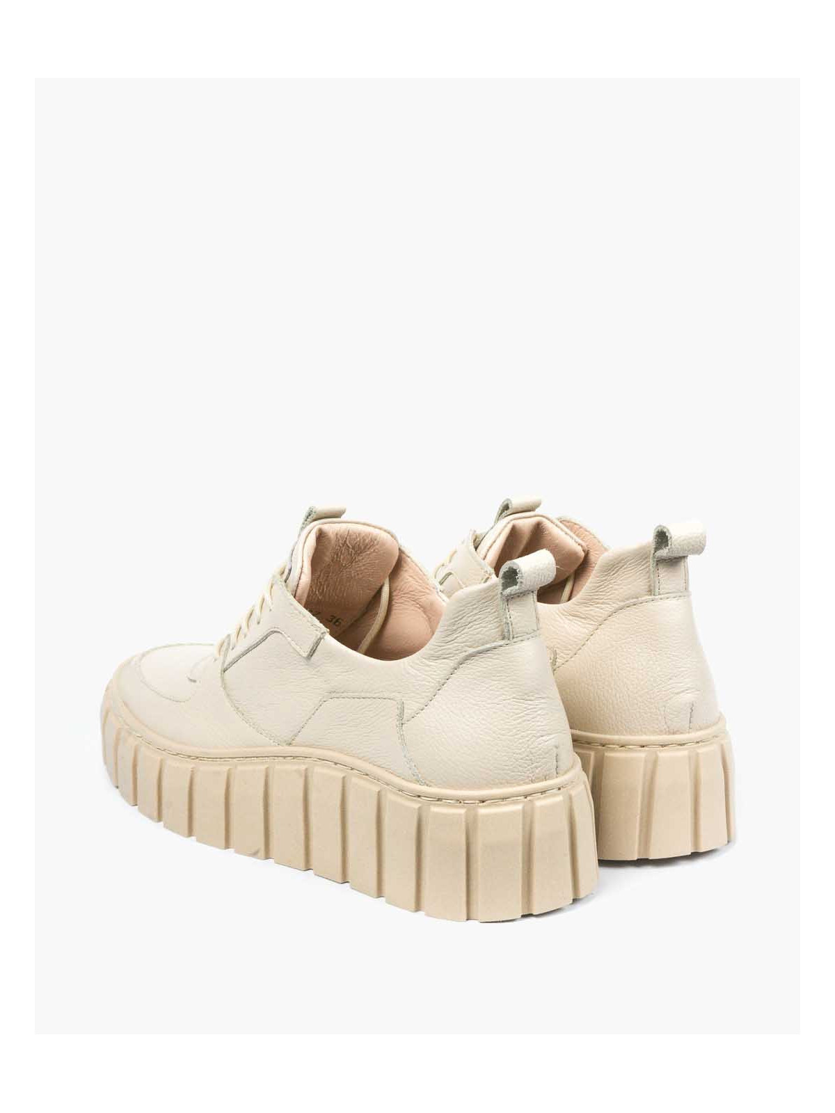 Beżowe trampki damskie skórzane