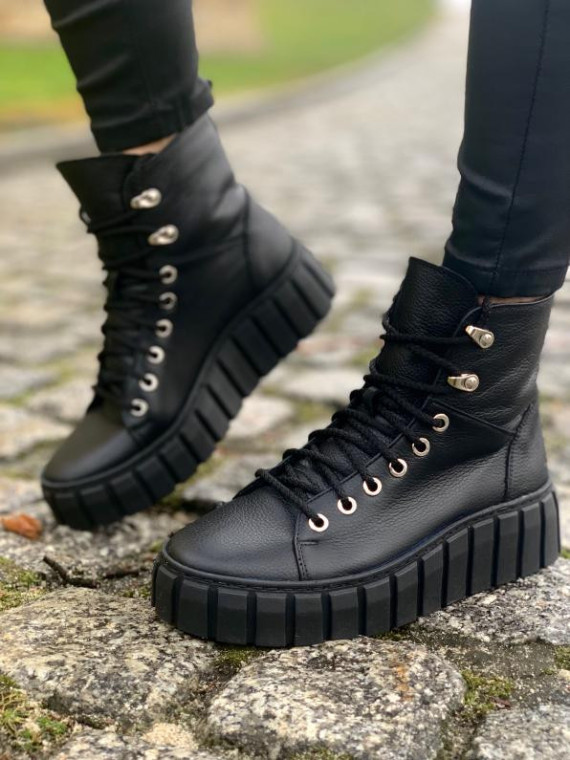 Czarne trampki damskie skórzane
