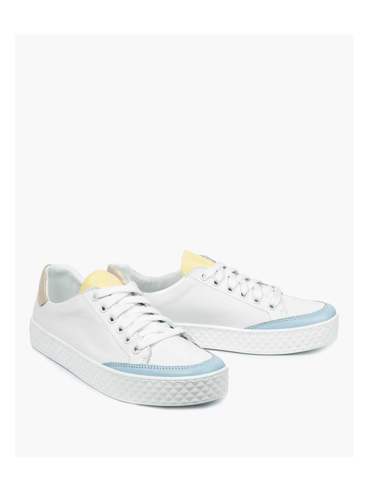 Białe trampki damskie skórzane