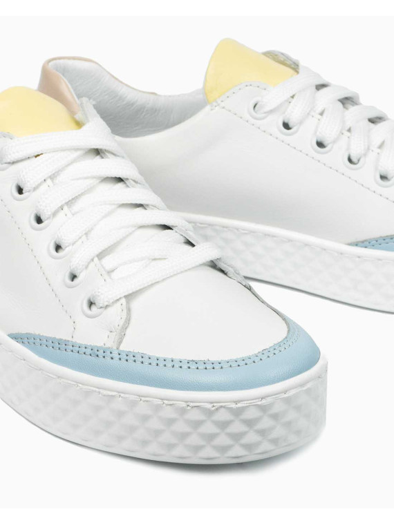 Białe trampki damskie skórzane