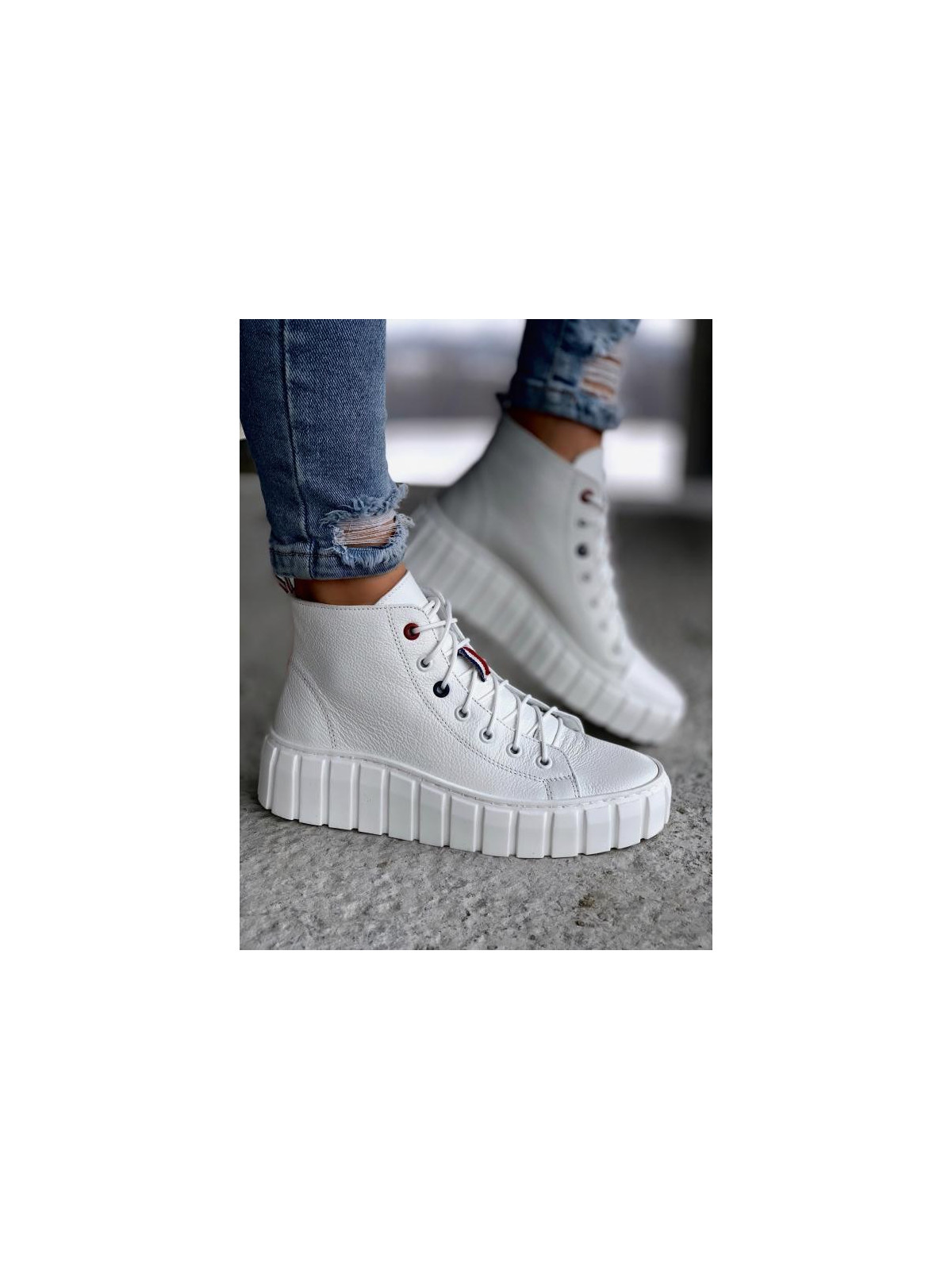 Białe trampki damskie skórzane