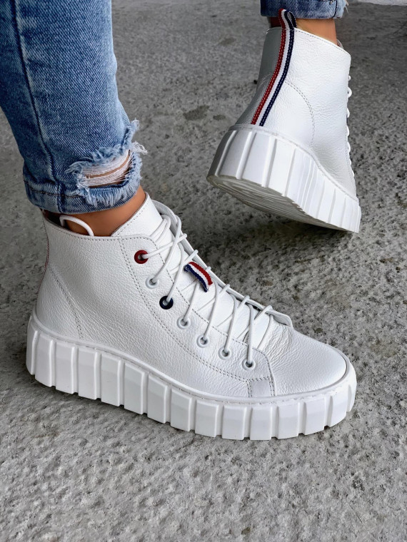 Białe trampki damskie skórzane