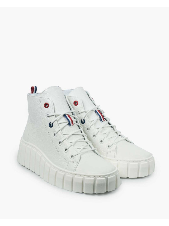 Białe trampki damskie skórzane