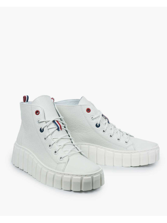 Białe trampki damskie skórzane