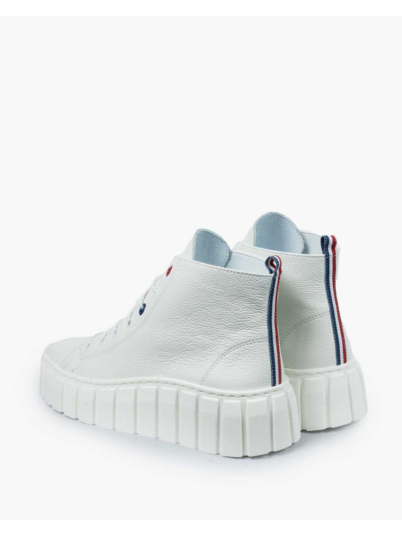 Białe trampki damskie skórzane