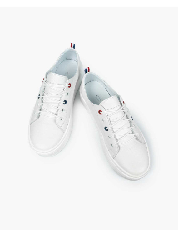 Białe trampki damskie skórzane