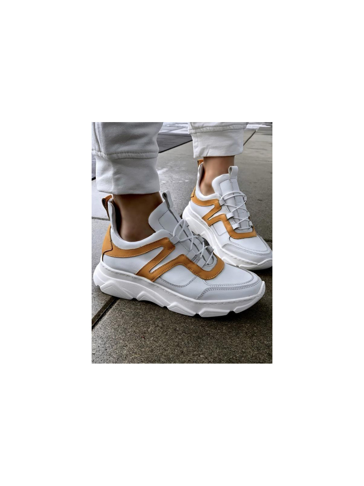 Białe adidasy damskie skórzane