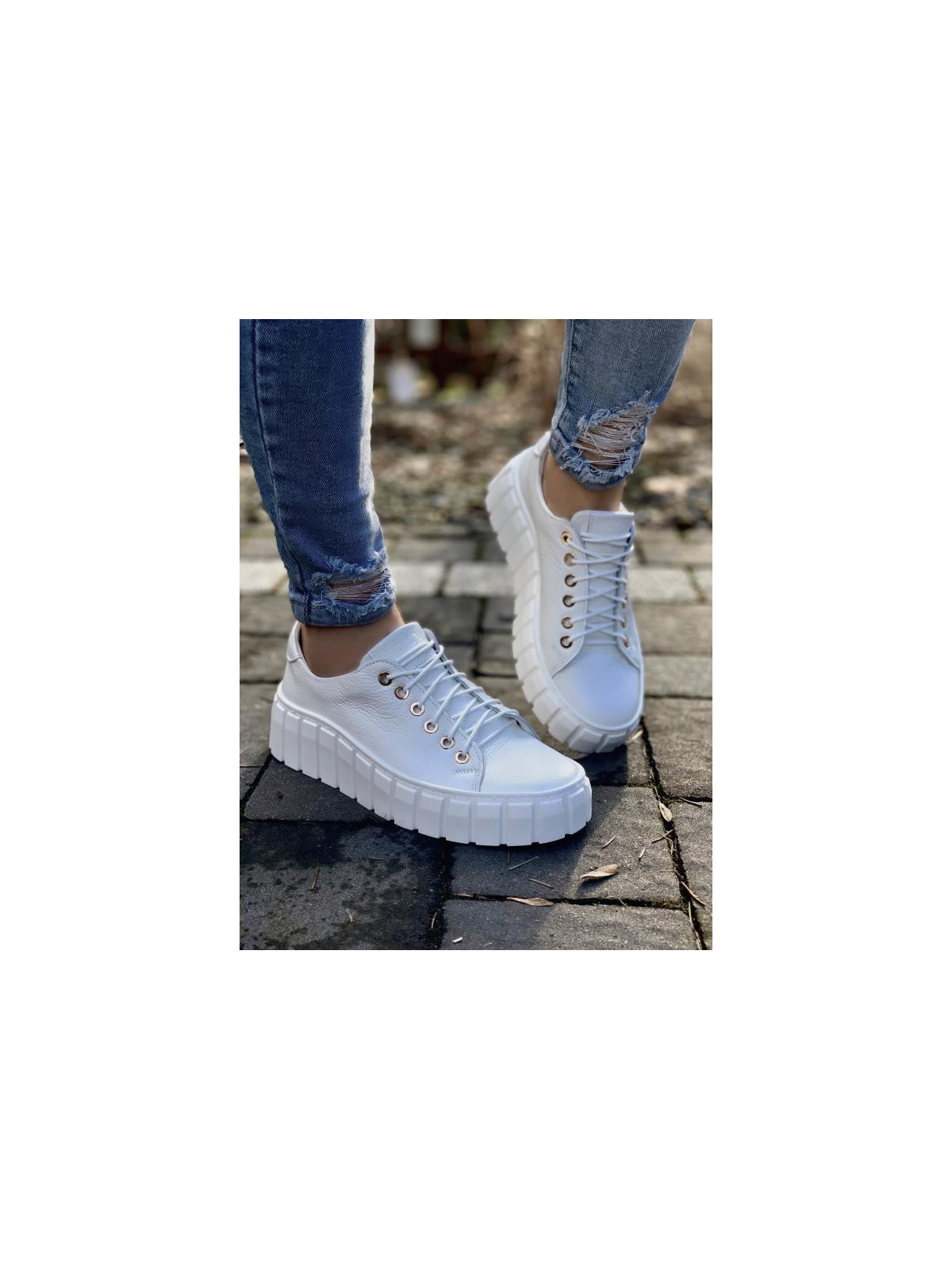 Białe trampki damskie skórzane
