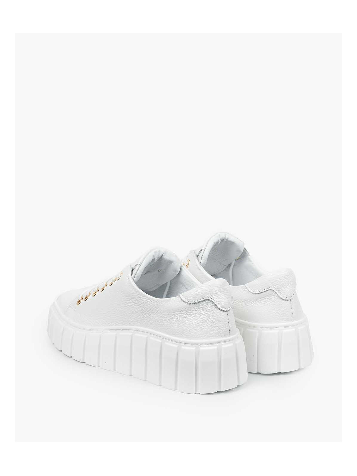 Białe trampki damskie skórzane