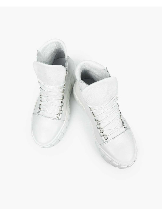 Białe trampki damskie skórzane