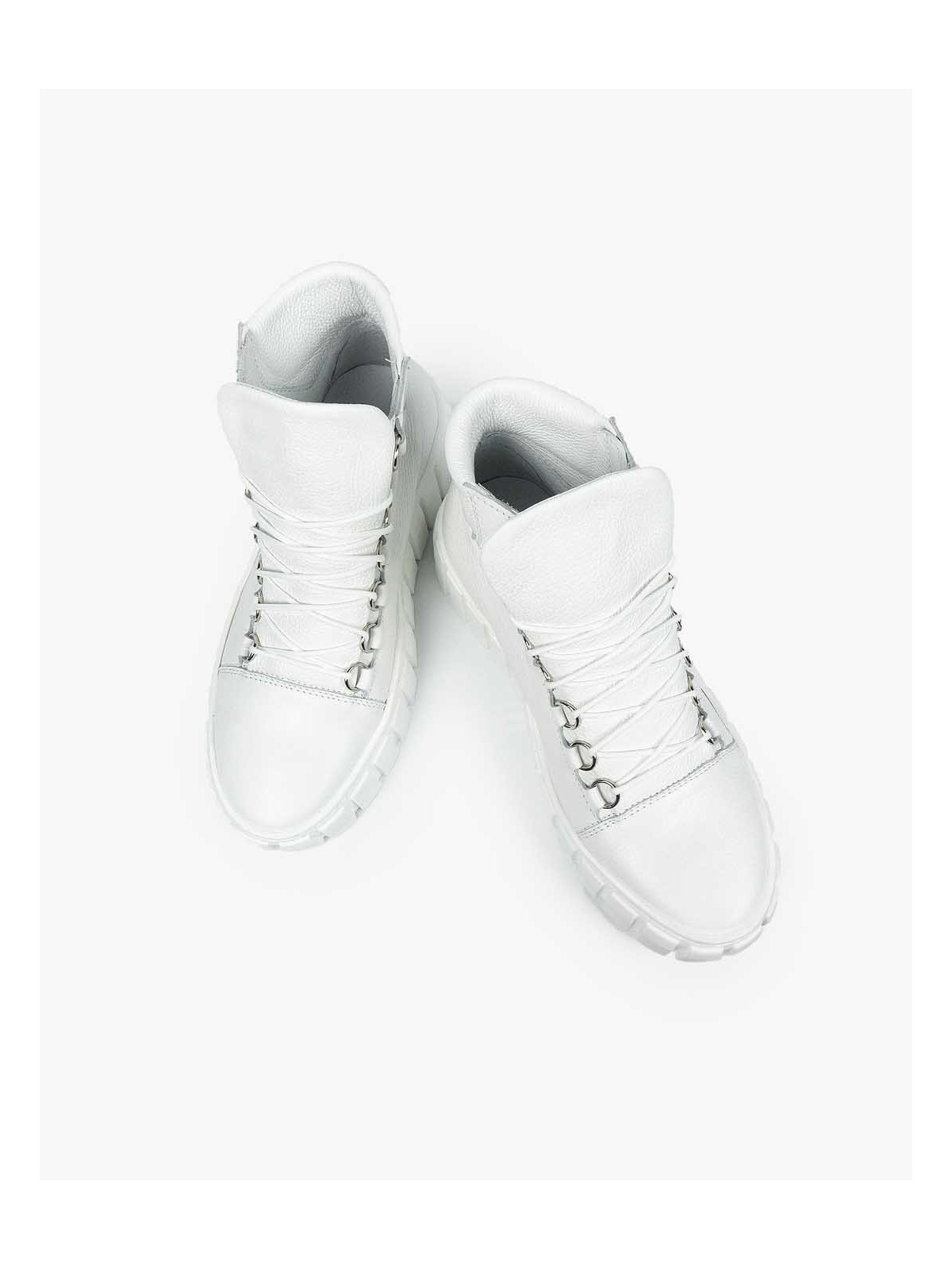 Białe trampki damskie skórzane