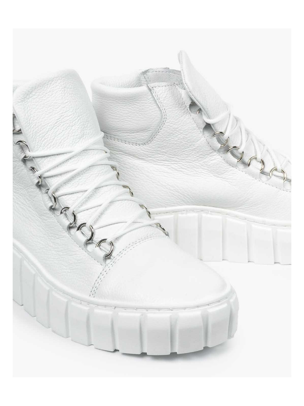 Białe trampki damskie skórzane