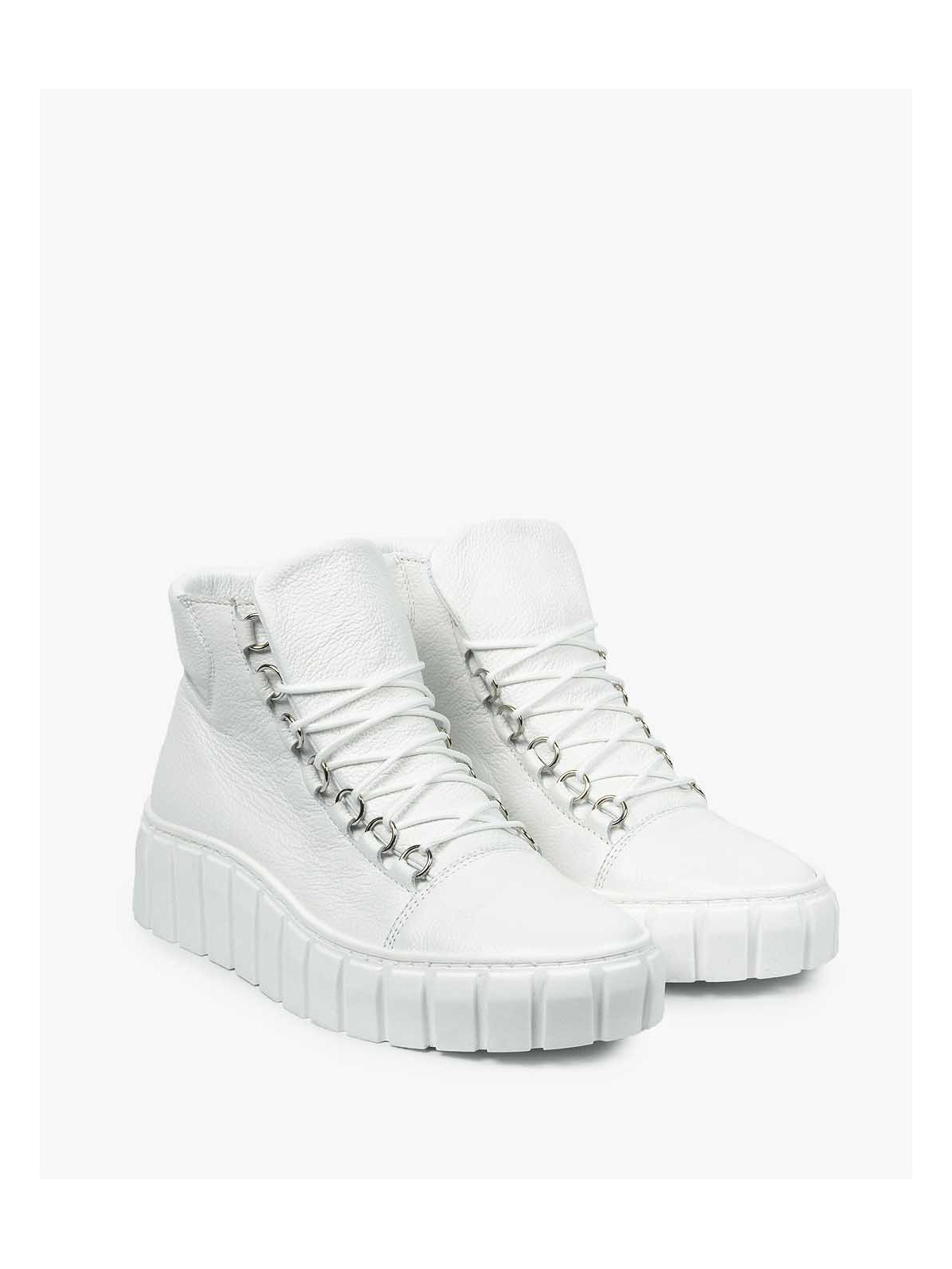 Białe trampki damskie skórzane