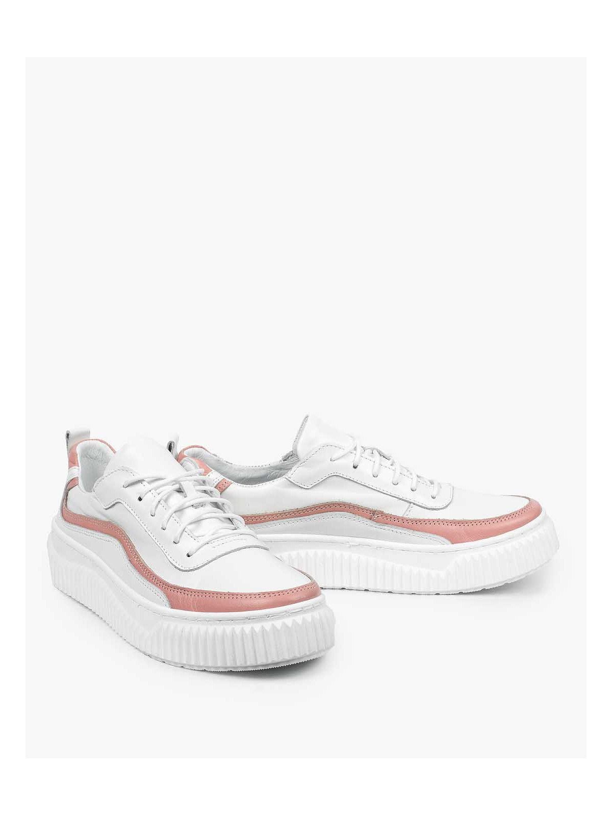 Białe trampki damskie skórzane