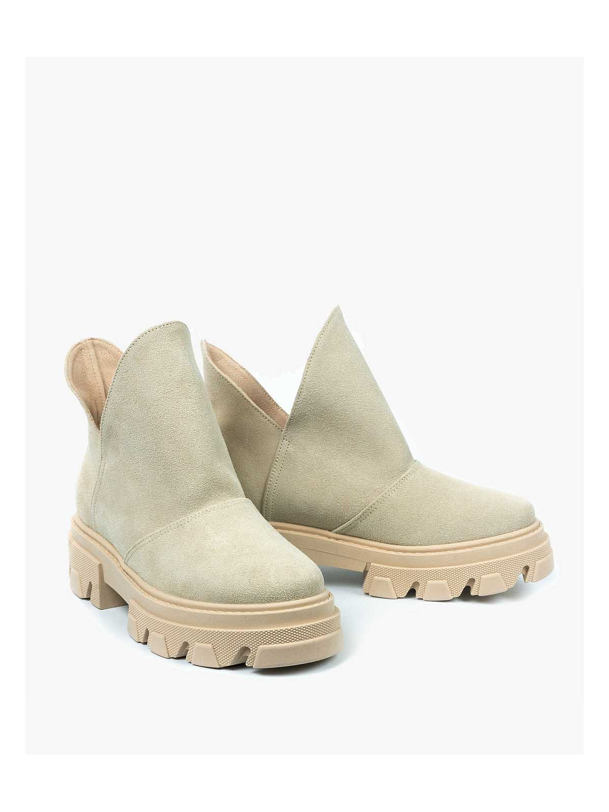 Beżowe trapery damskie skórzane