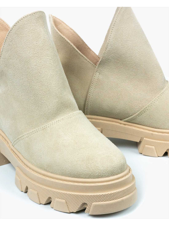 Beżowe trapery damskie skórzane