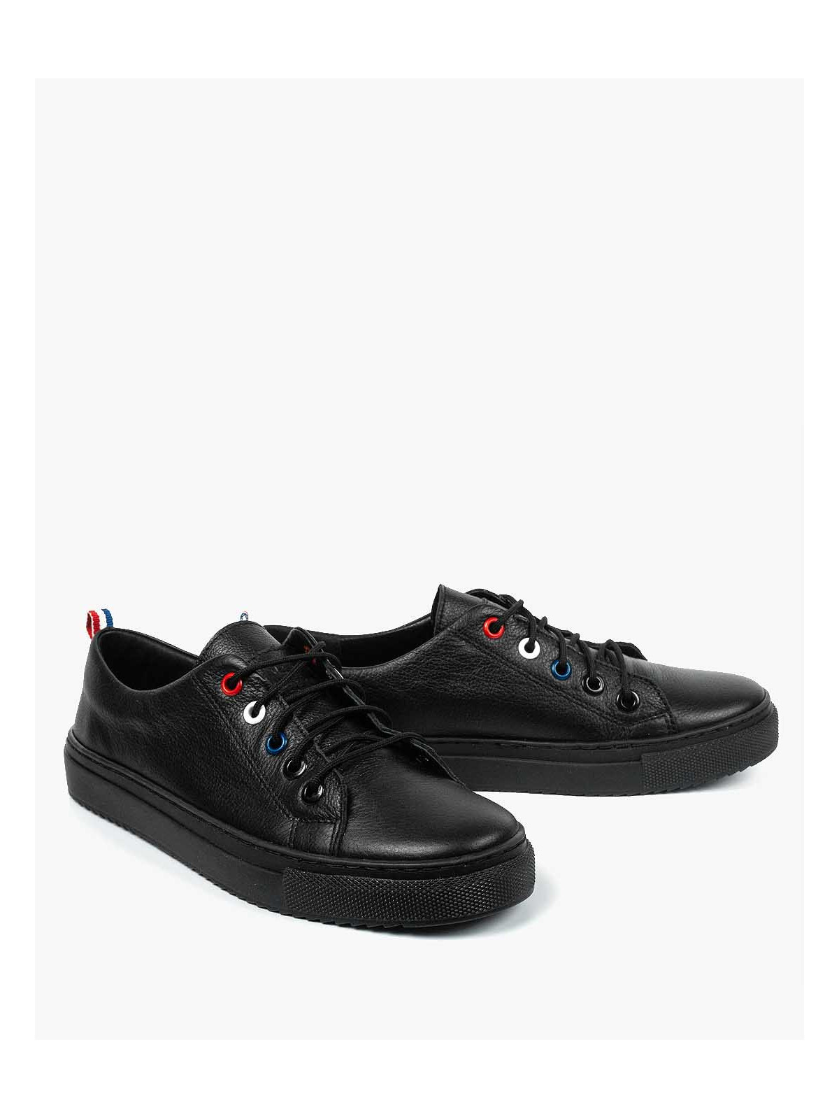 Czarne trampki damskie skórzane