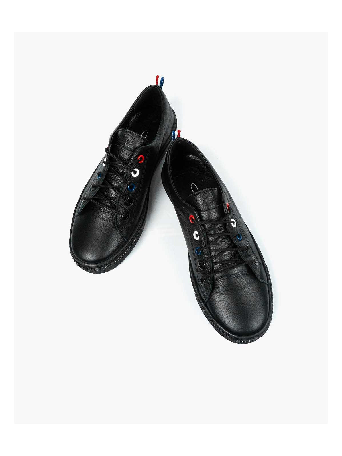 Czarne trampki damskie skórzane