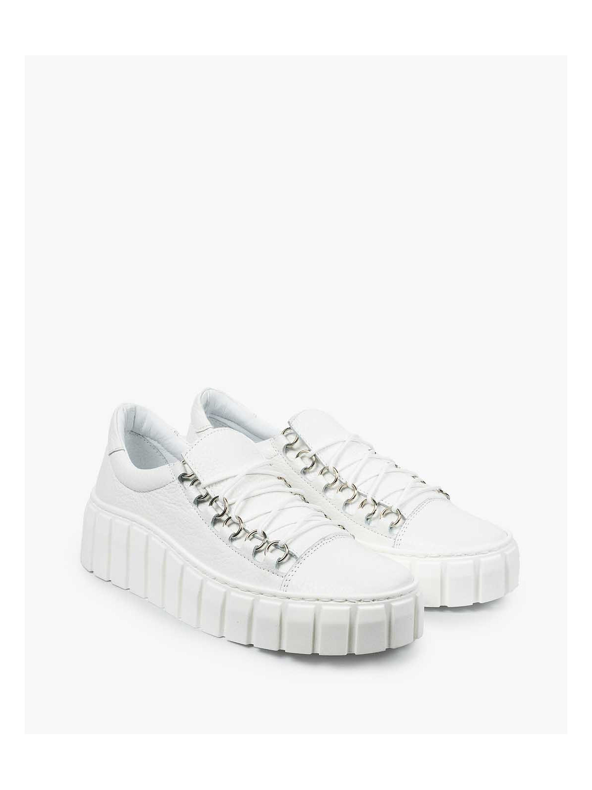 Białe trampki damskie skórzane