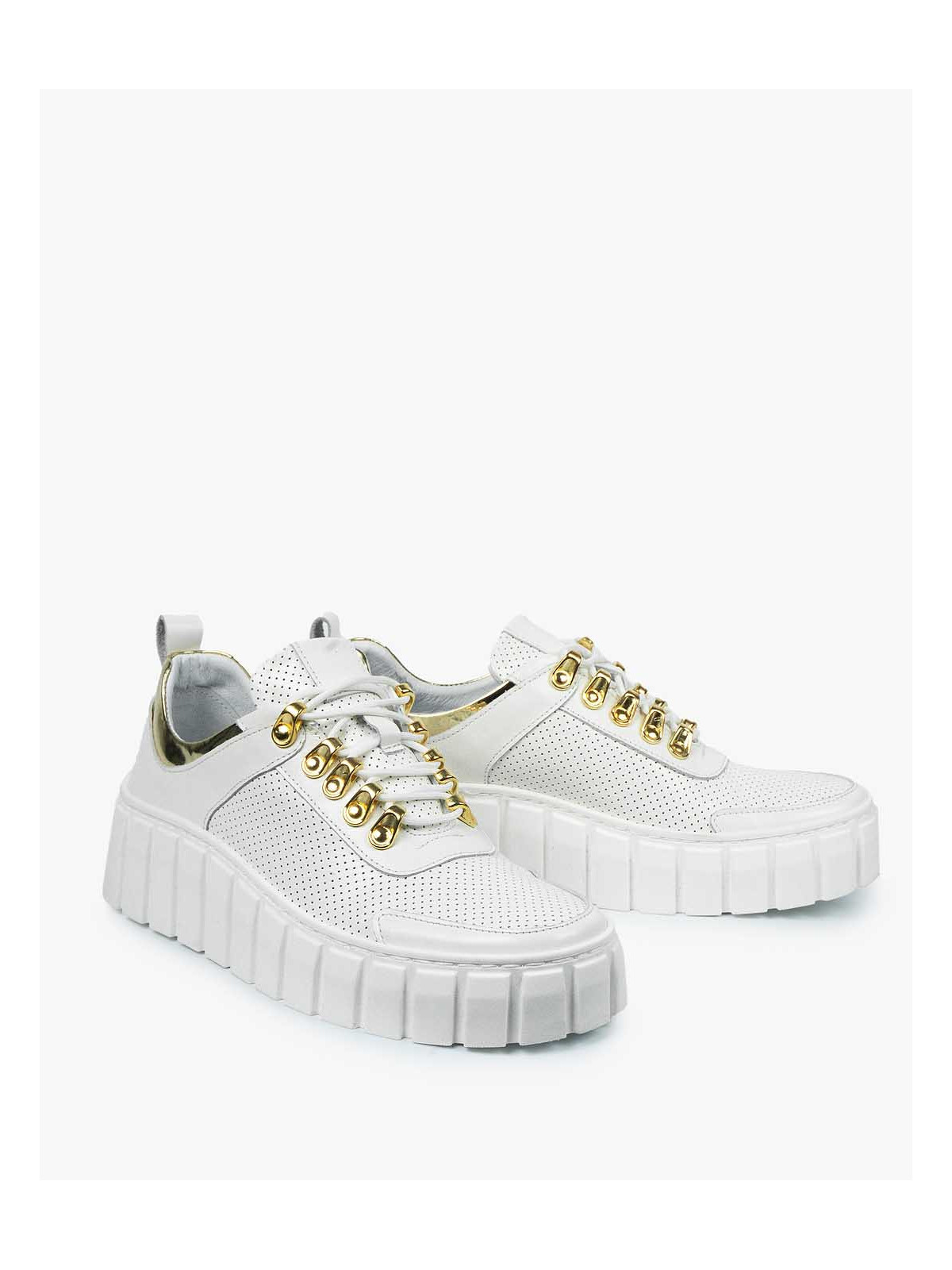 Białe trampki damskie skórzane