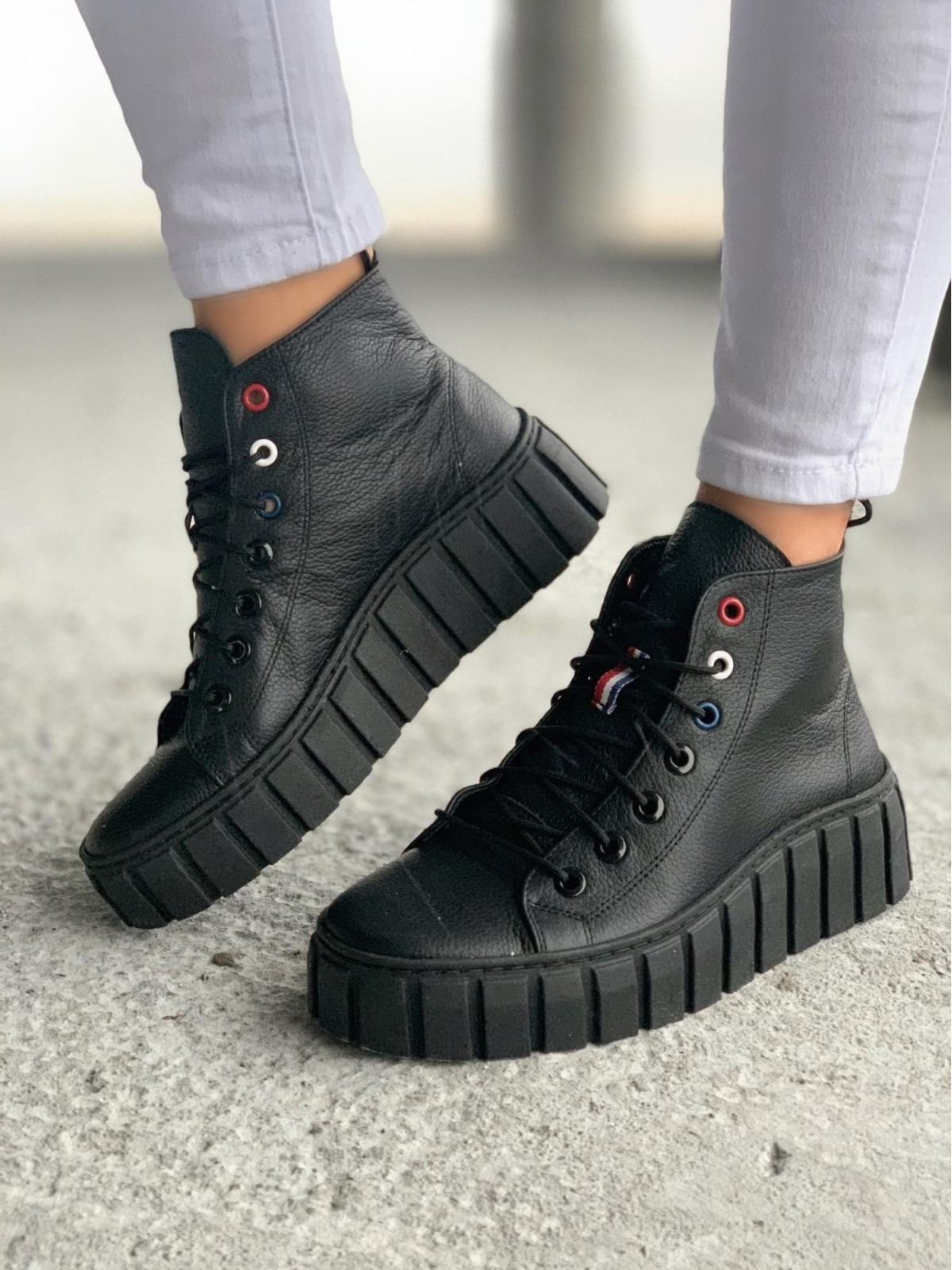 Czarne trampki damskie skórzane