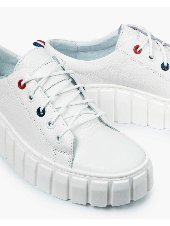 Białe trampki damskie skórzane