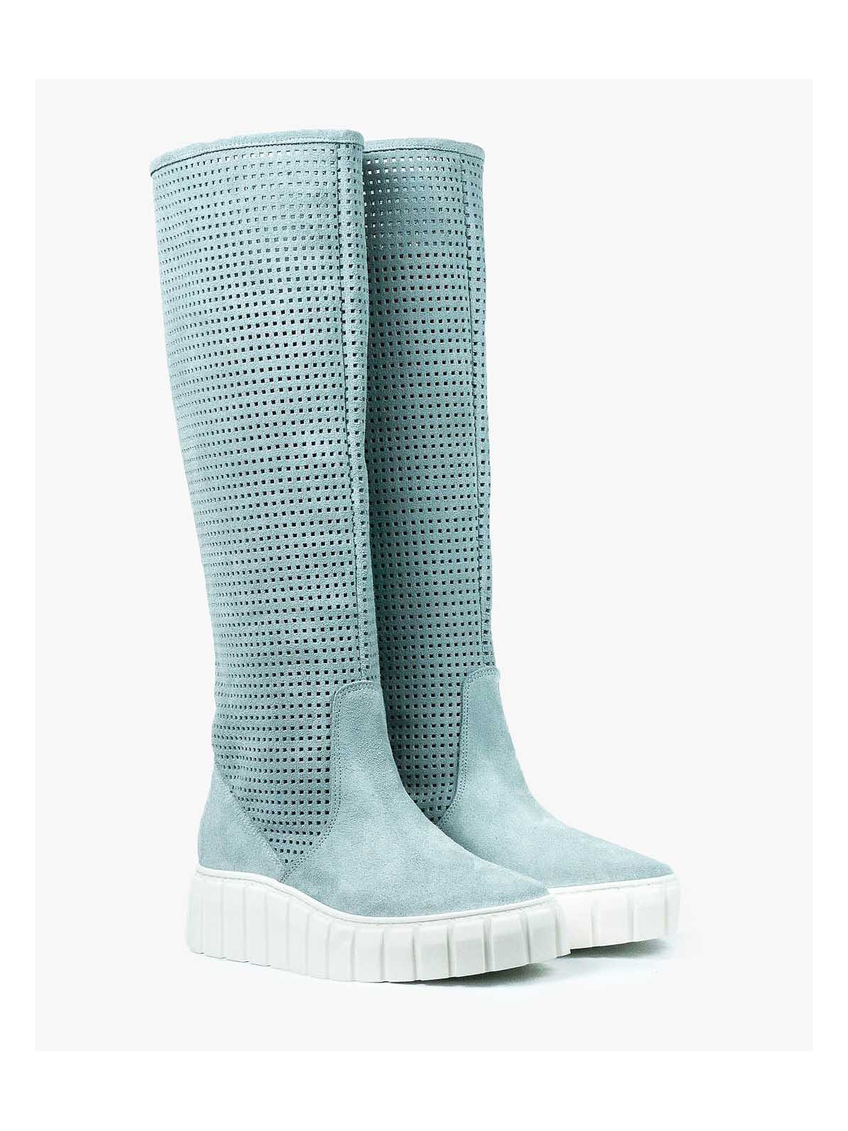 Niebieskie kozaki damskie skórzane