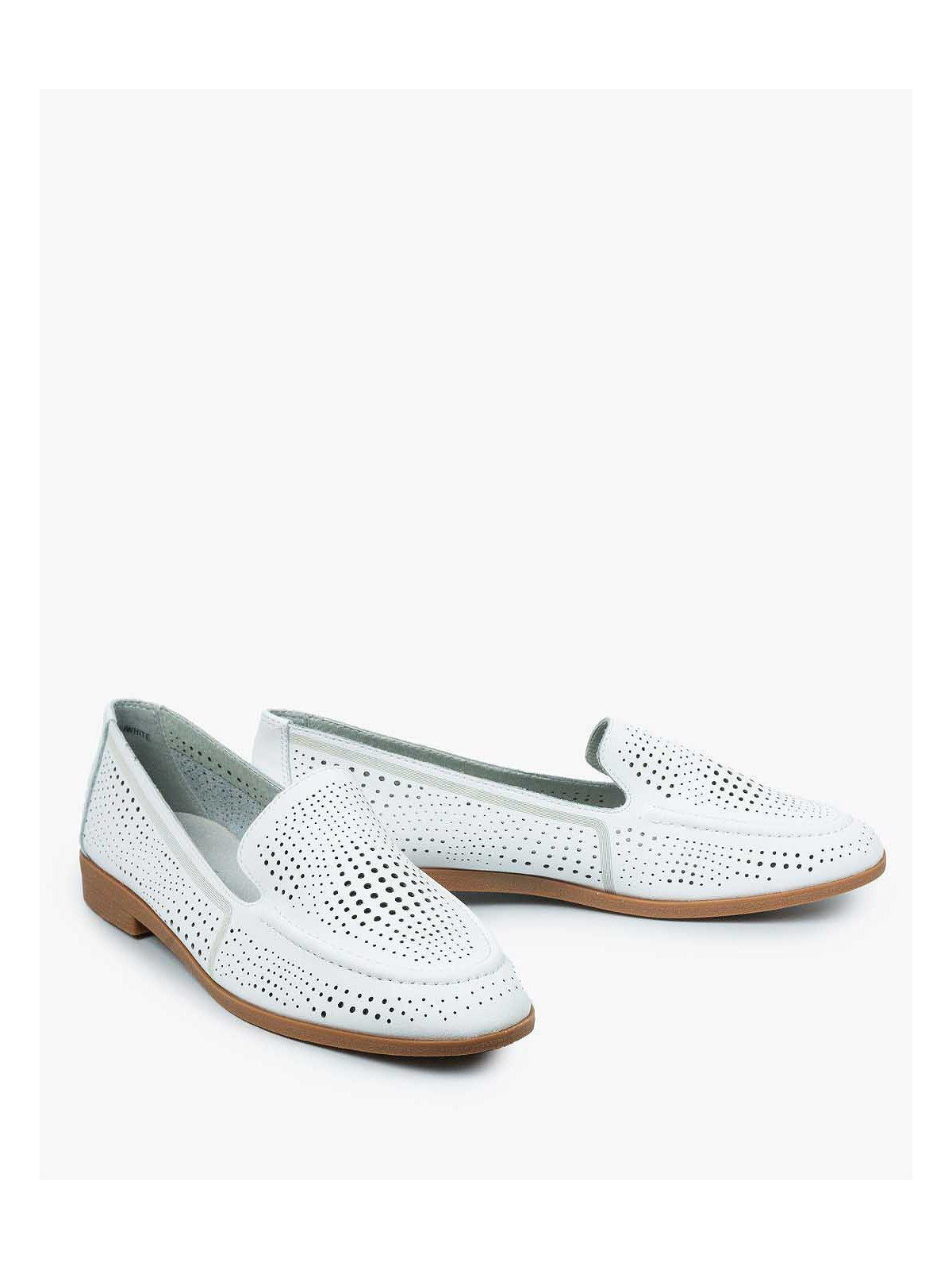 Białe mokasyny damskie skórzane