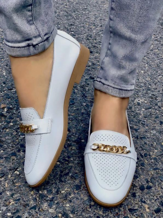 Białe mokasyny damskie skórzane