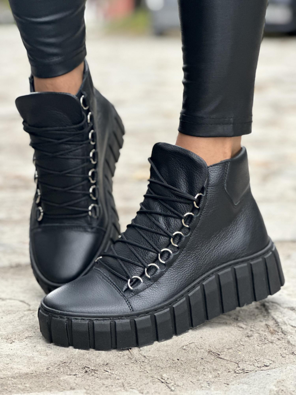 Wyjątkowe trampki skórzane OLEKSY, Polskiej produkcji