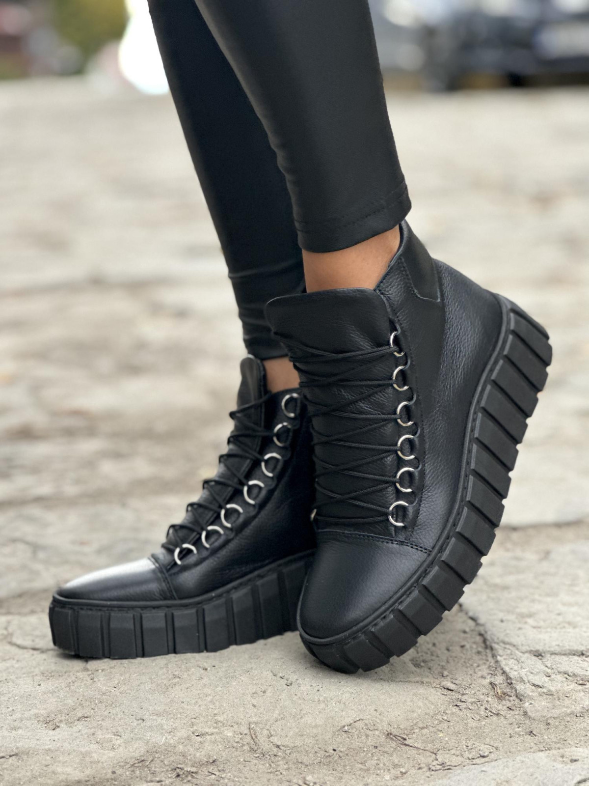 Wyjątkowe trampki skórzane OLEKSY, Polskiej produkcji