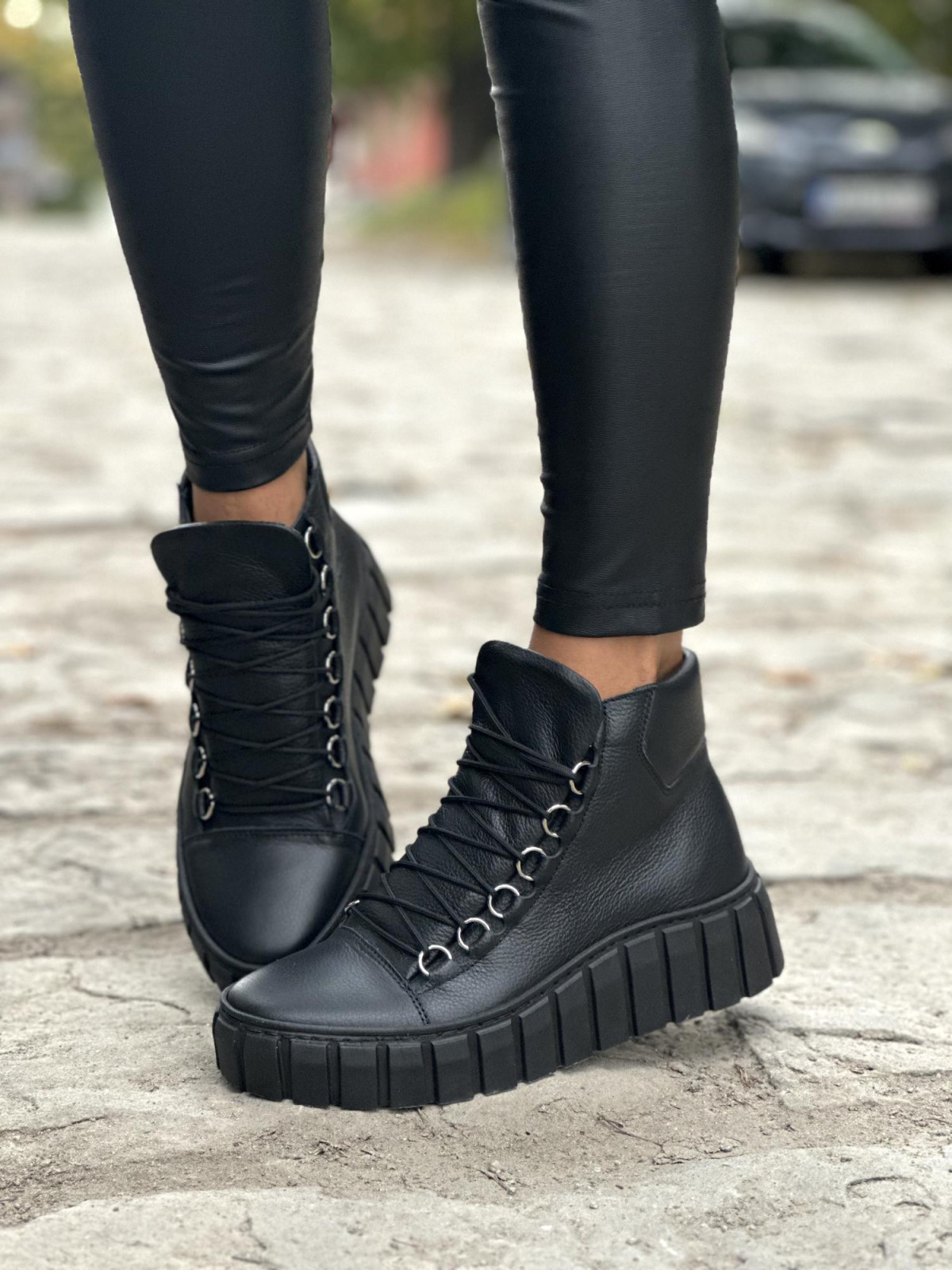 Wyjątkowe trampki skórzane OLEKSY, Polskiej produkcji