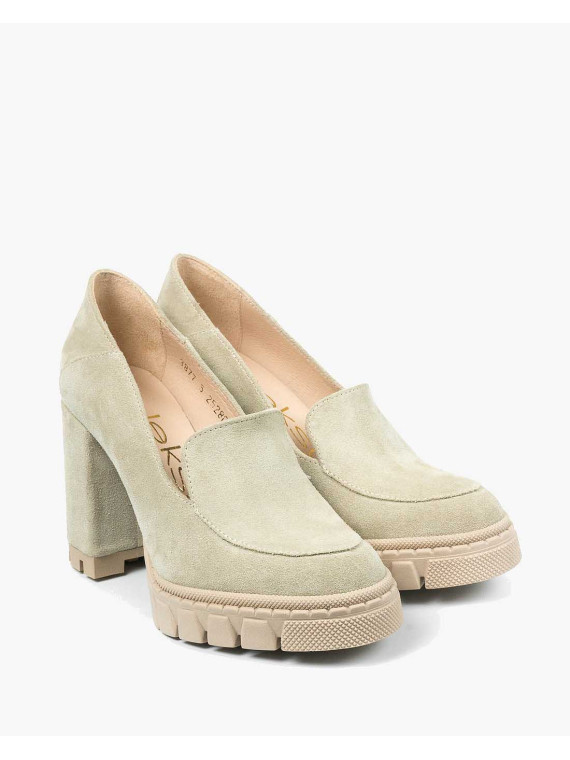 Beżowe półbuty damskie skórzane