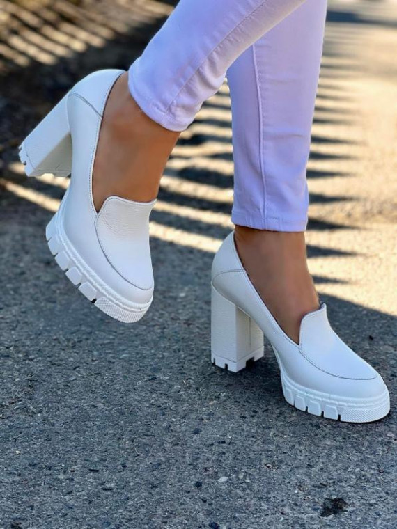 Białe półbuty damskie skórzane