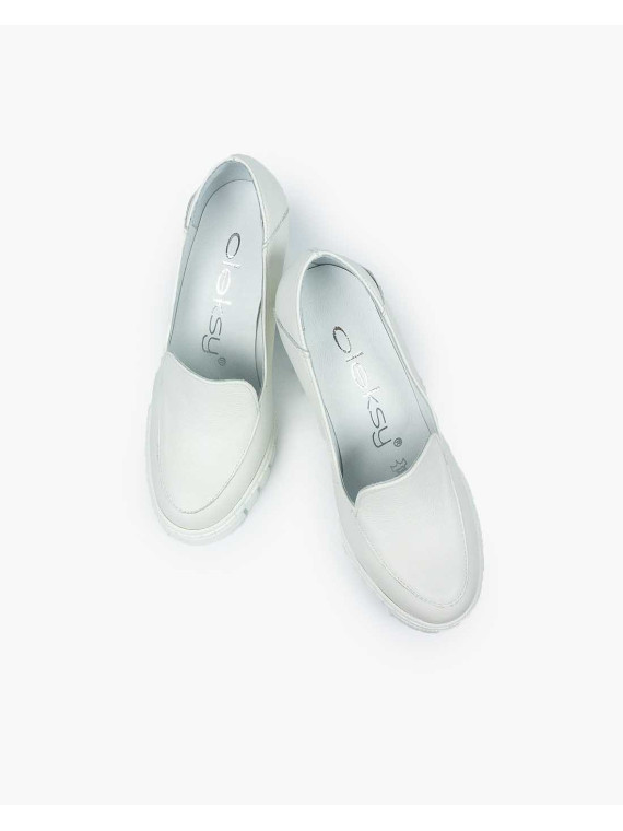 Białe półbuty damskie skórzane