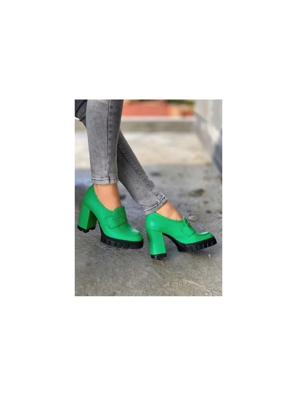 Zielone półbuty damskie skórzane