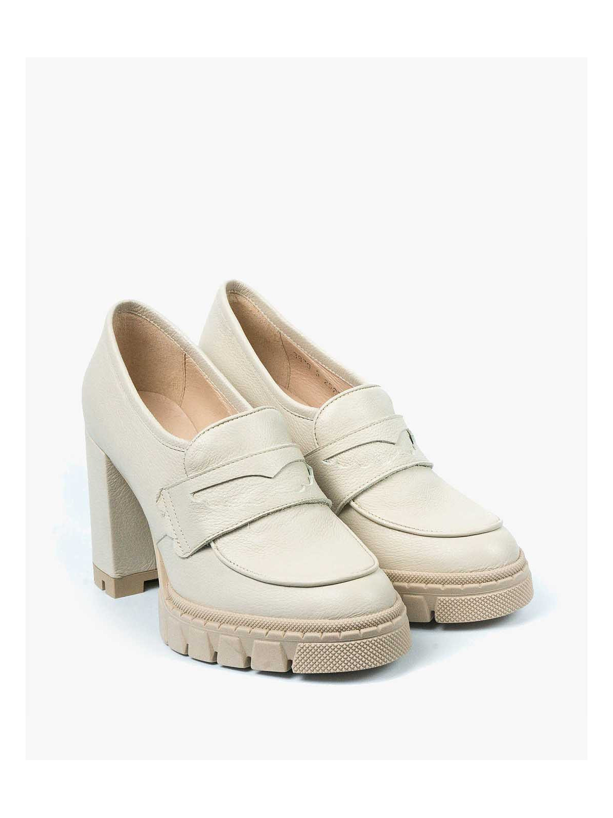 Beżowe półbuty damskie skórzane