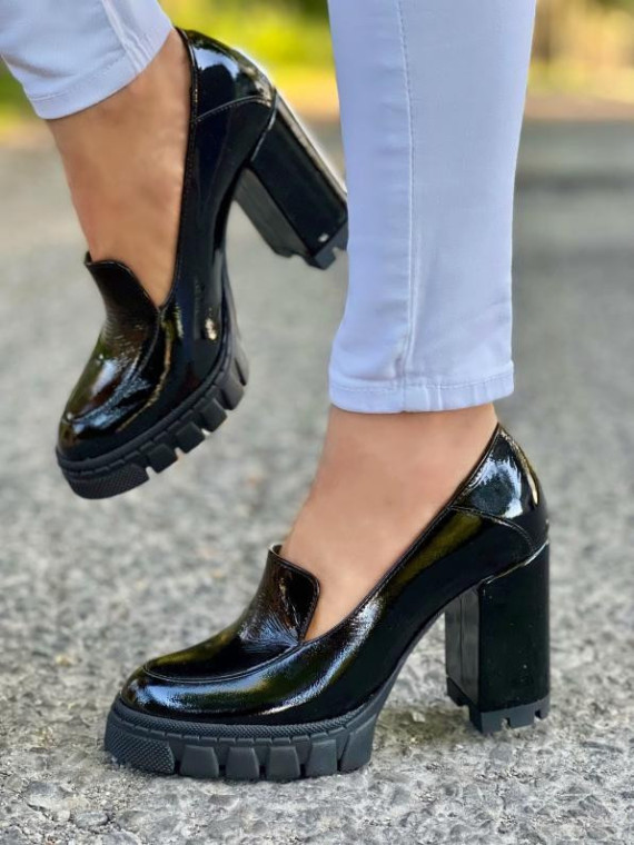 Czarne półbuty damskie skórzane