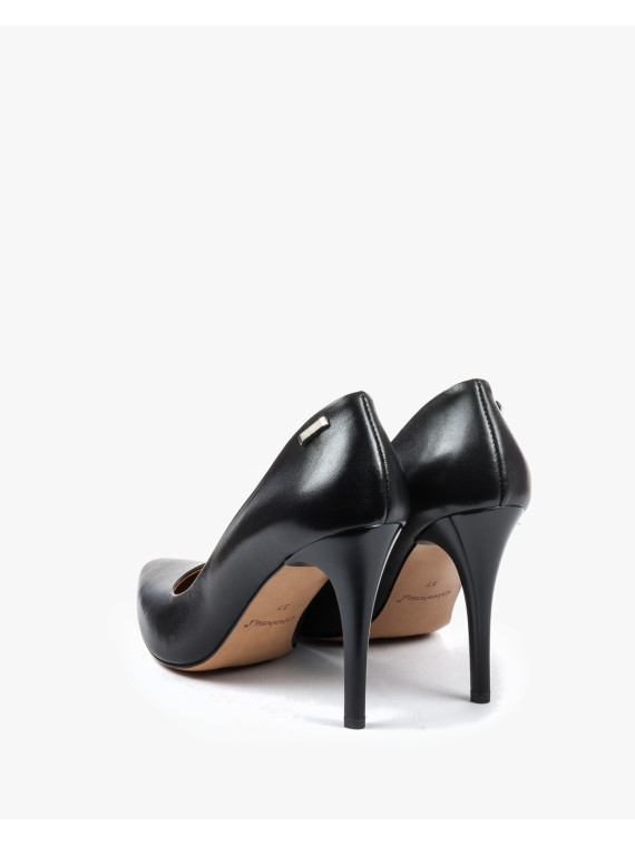 Czolenka-na-szpilce-czarne-damskie-skorzane-OLEKSY-polskiej-produkcji