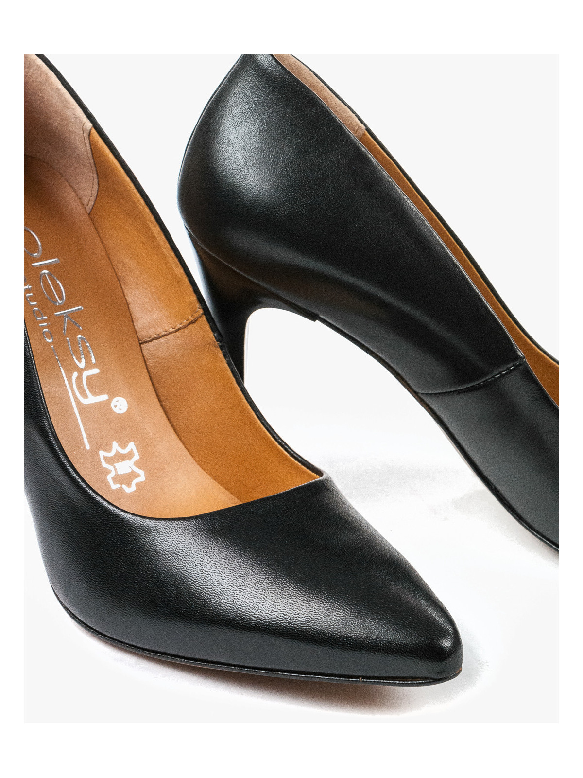 Czolenka-na-szpilce-czarne-damskie-skorzane-OLEKSY-polskiej-produkcji